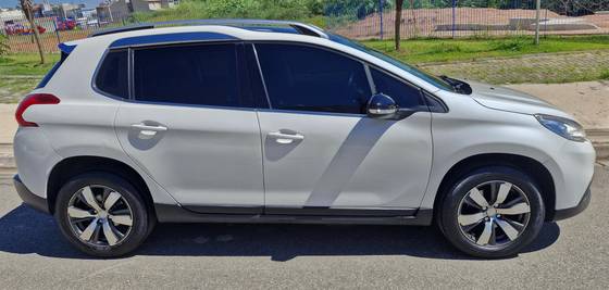 PEUGEOT 2008 1.6 16V THP FLEX GRIFFE 4P MANUAL